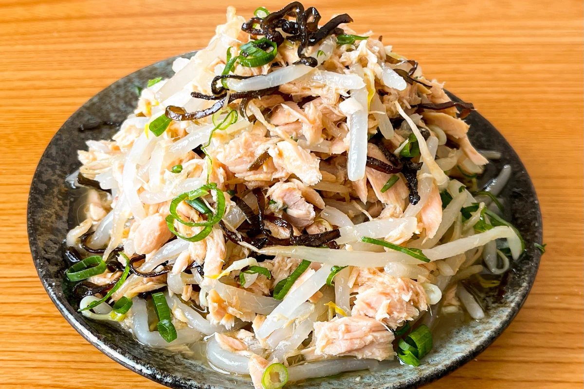 ほとんど混ぜるだけで作れちゃう？！「もやし」を使った簡単お手軽レシピ！