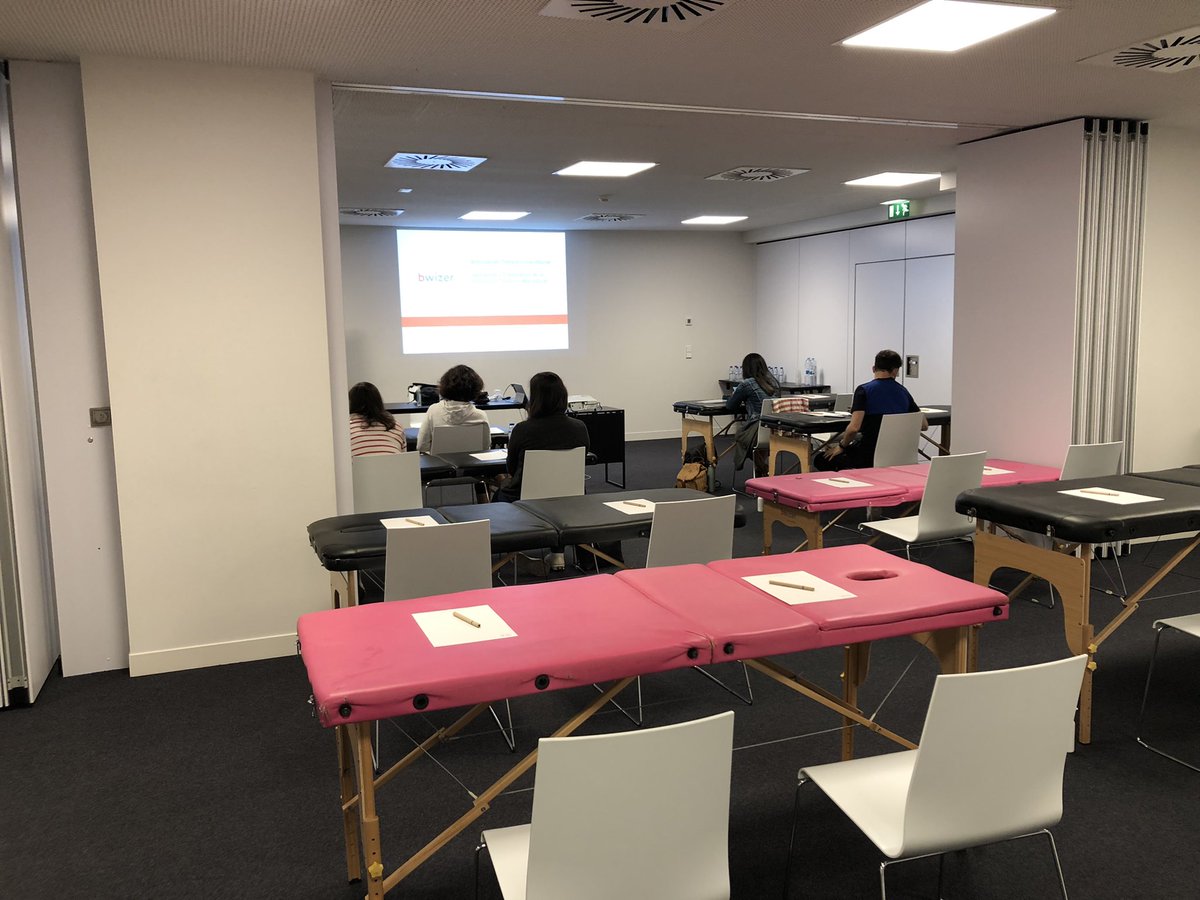 tpfernan's tweet photo. Pronto para começar esta nova edição do curso de avaliação e tratamento de TMD. Já perdi a conta! quantos? 23? acho que sim!
Obrigado @bwizer! #Lisboa #bwizer #YourEvolution #disfunçõestemporomandibulares #ATM https://t.co/n70vKKo62q