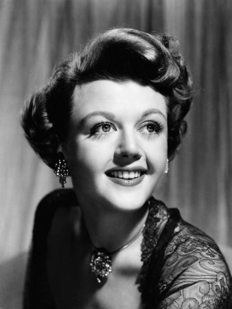 Happy 96th birthday to the timeless #AngelaLansbury!
