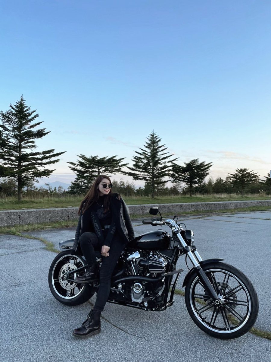 名前: Mayumi 性別: ♀ 年齢: 22歳 身長: 172cm 所在: 埼玉県 車種