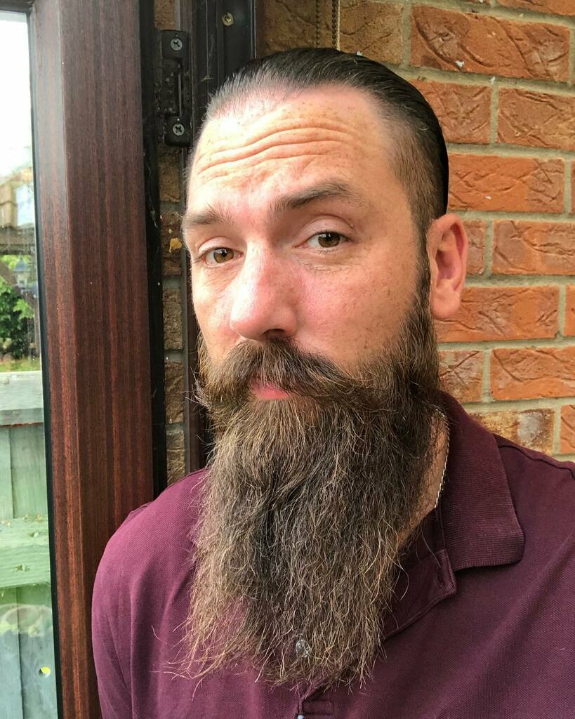 Lacking motivation but let's do this!
.
.
.
.
#bearded #beardgang #beard #beardlove #beardedmen #beardstyle #beardlife #beardsofinstagram #instabeard #epilepsywarrior #dad #instagood #instadaily #epilepsyawareness #dadbod #beardedandtattooed #man #selfie… instagr.am/p/CVFOwdfNklb/