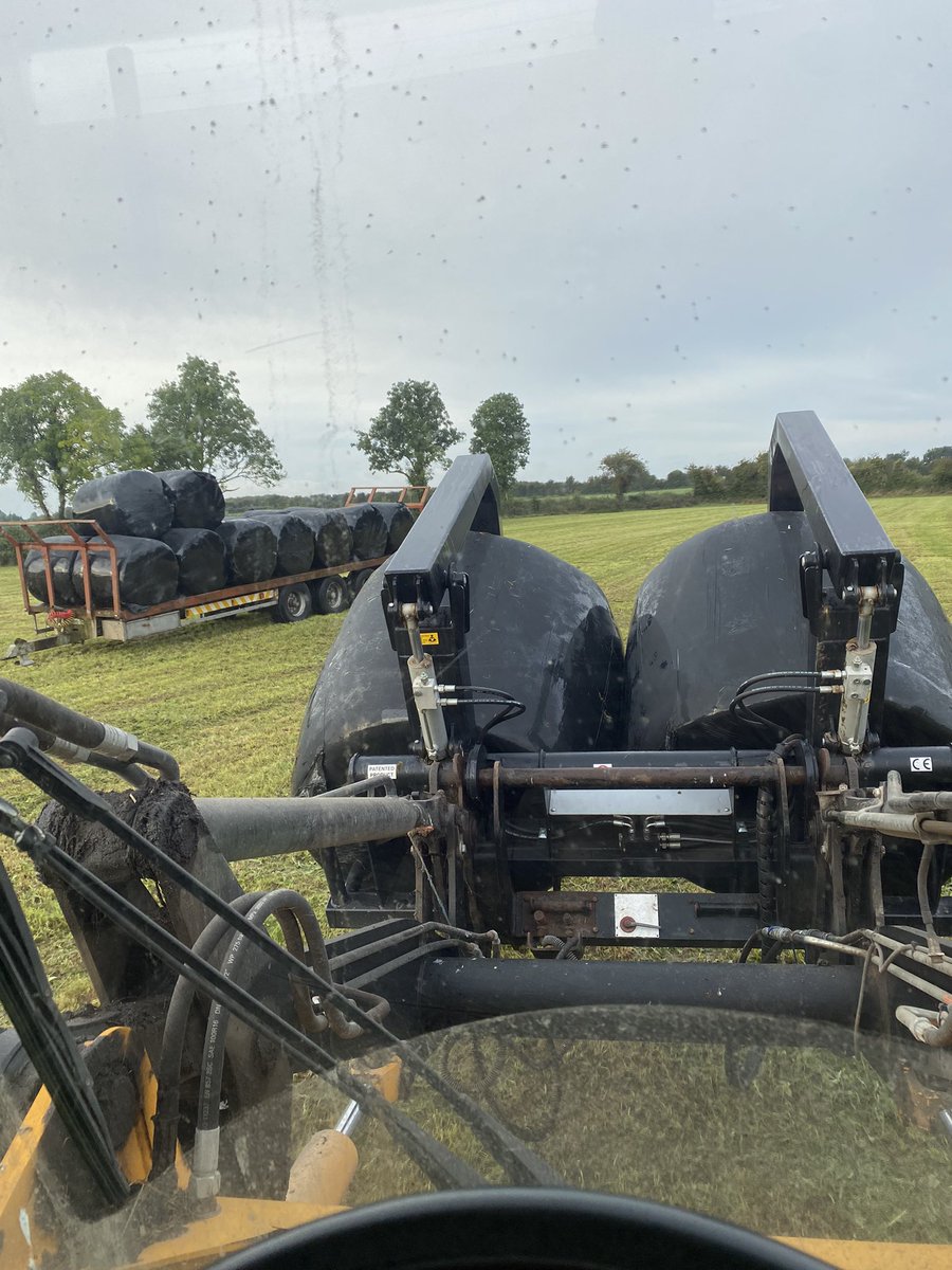 Hopefully last batch of bales for 2021, #zerograzercan’tkeepup