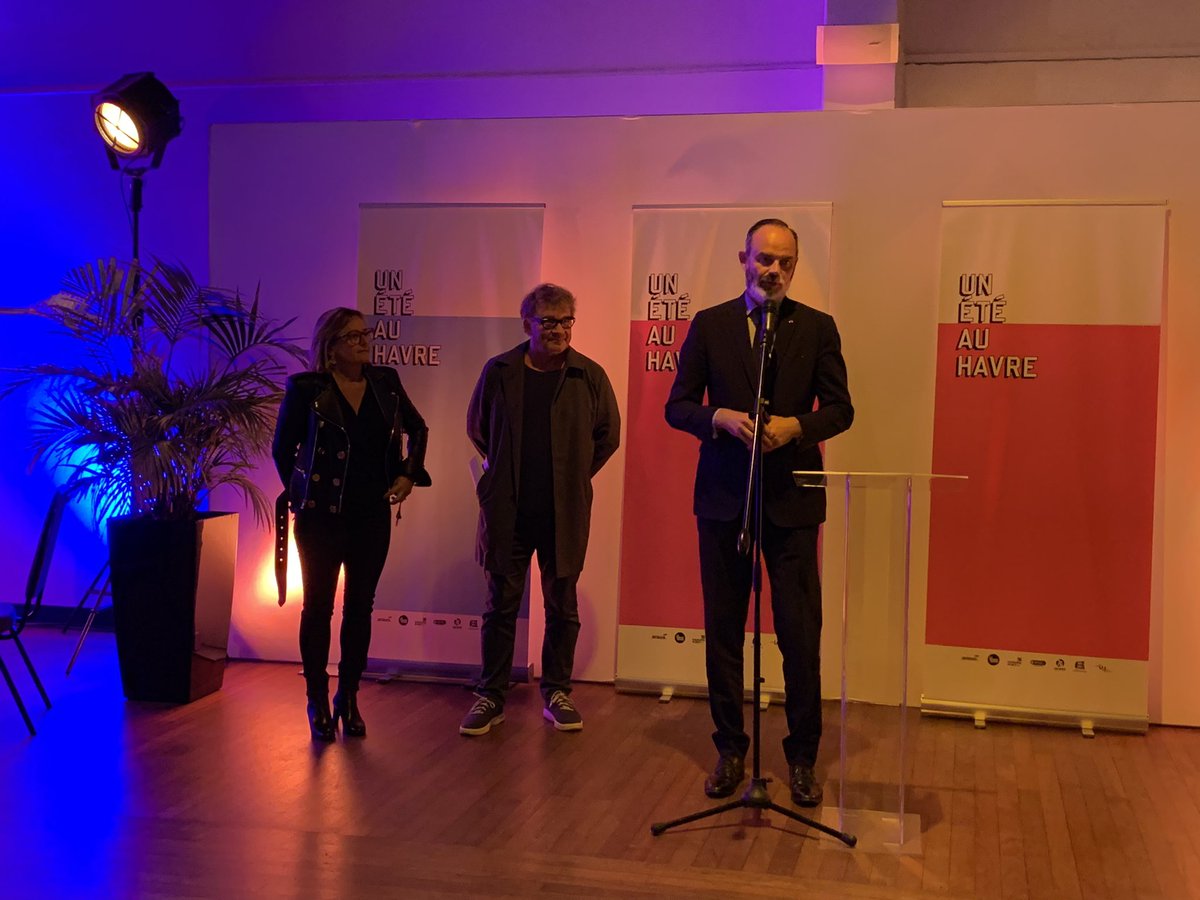 ConstanceDelpy's tweet photo. Très belle soirée de clôture d’un été au Havre @ClubTPEPME @EPhilippe_LH @LeaLassarat #JeanBlaise #PalaisdesRégates  #mécénat #entrepreneurs #LeHavre #culture #artcontemporain #soutienartiste https://t.co/OPvId3y5G3