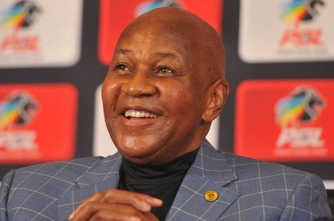 _uNjabulo_'s tweet image. A very happy birthday to the Father, Founder and Chairman of Kaizer Chiefs Football Club Mr. Kaizer Motaung. 
Shintsha Guluva. 
Legend. 🙌🏿👑💛🖤 @KaizerChiefs 
#Amakhosi4Life