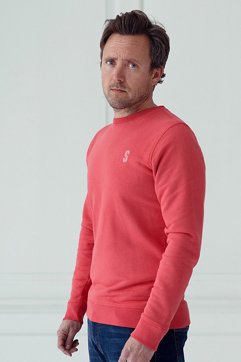 MrShaw75's tweet photo. Looking for easy to wear, casual style with a sophisticated edge? MrShaw’s got your back. No sweat.
https://t.co/5OVXfKelBK
#Sweatshirts #CasualSophistication #InfluenceAndPride #Derby #Style https://t.co/S4eLyhCojT