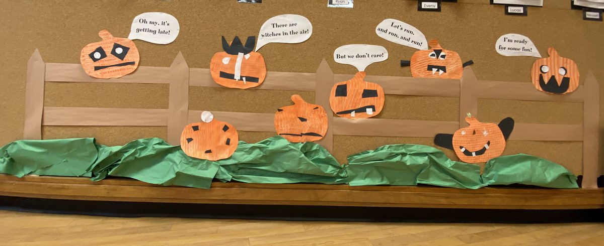 mrs_orchard's tweet photo. Here is our pumpkin patch (2/3). #fdk #5littlepumpkins https://t.co/KrLiobajAZ