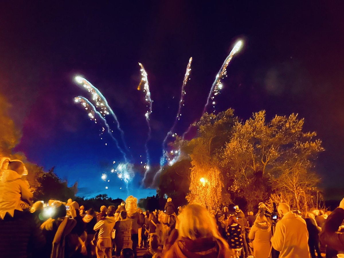 Halloween Eve 🎃 #northernireland #fireworks #familytime