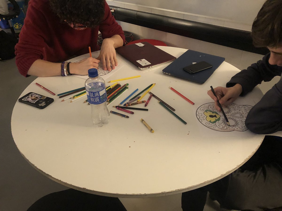 NewTech_NTC's tweet image. Yesterday in Networking, we worked on coloring sheets of the different Holidays in October. These holiday coloring sheets included Diwali, Halloween, All Saint’s Day and Dia De Los Muertos! #networking #newtech