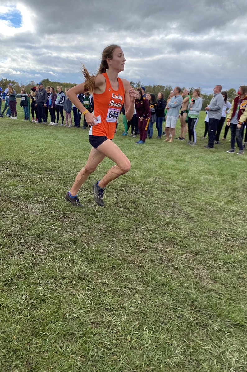 NorthropSports's tweet photo. Here’s a couple shots of Tori Clibon competing today at the IHSAA State Cross Country Championships where she finished 92nd of 205.
Good job Tori and looking forward to a great track season this spring! https://t.co/X9gpMrZOjS