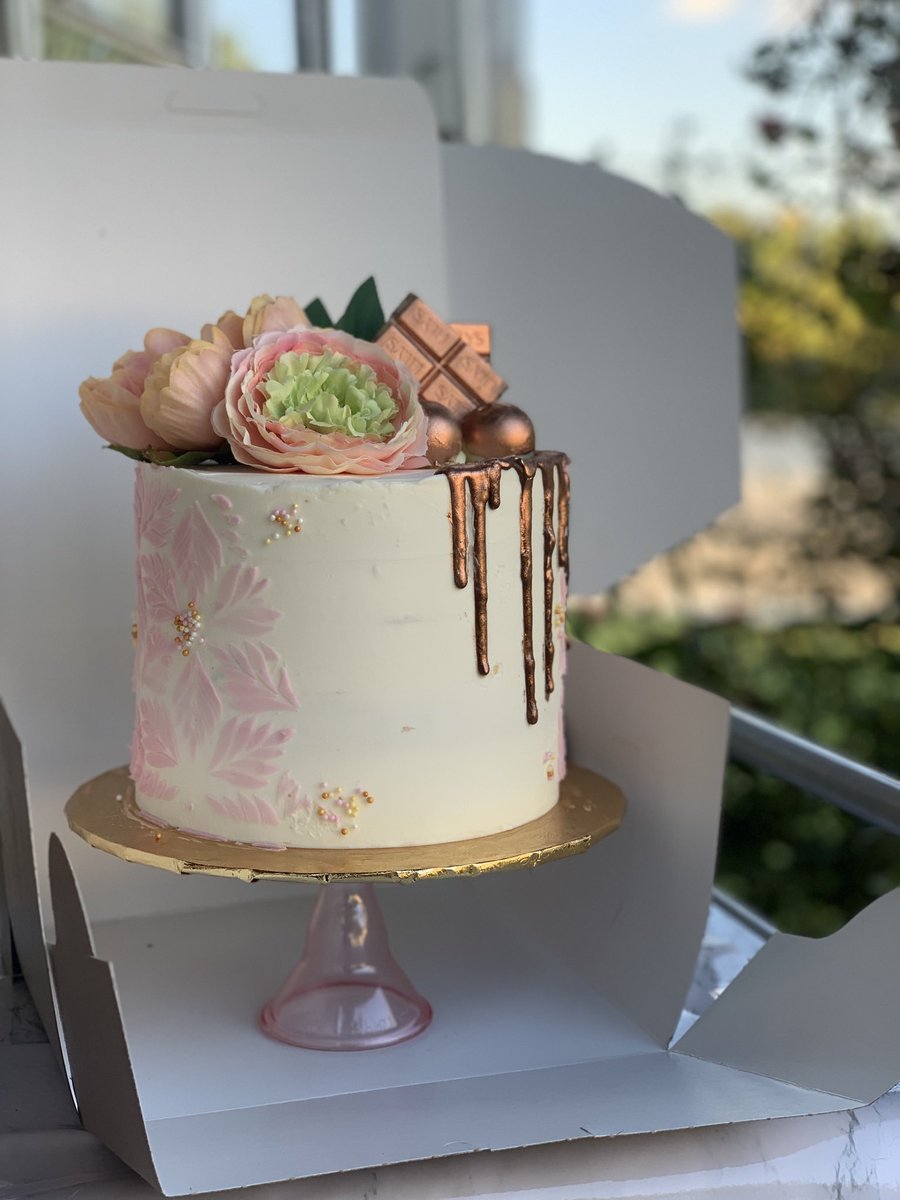 GraveTesse's tweet image. 💖💖💖