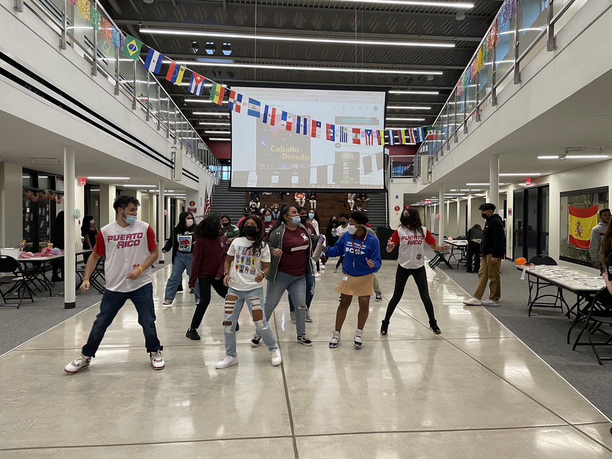 Sociedad Honoraria Hispanica tweet media