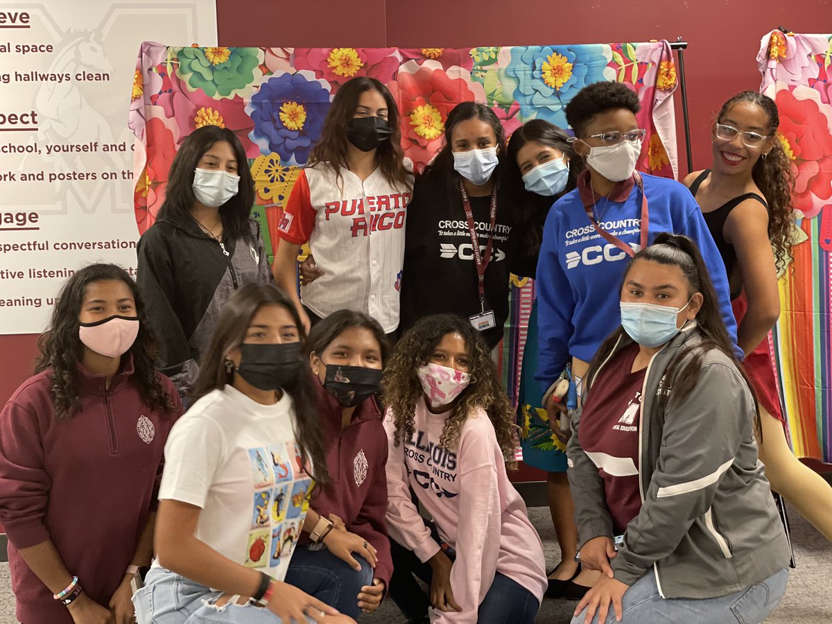 Sociedad Honoraria Hispanica tweet media