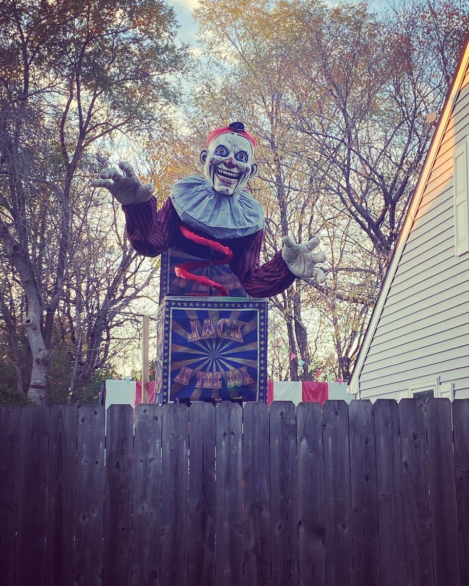 Liz McGlennen tweet media