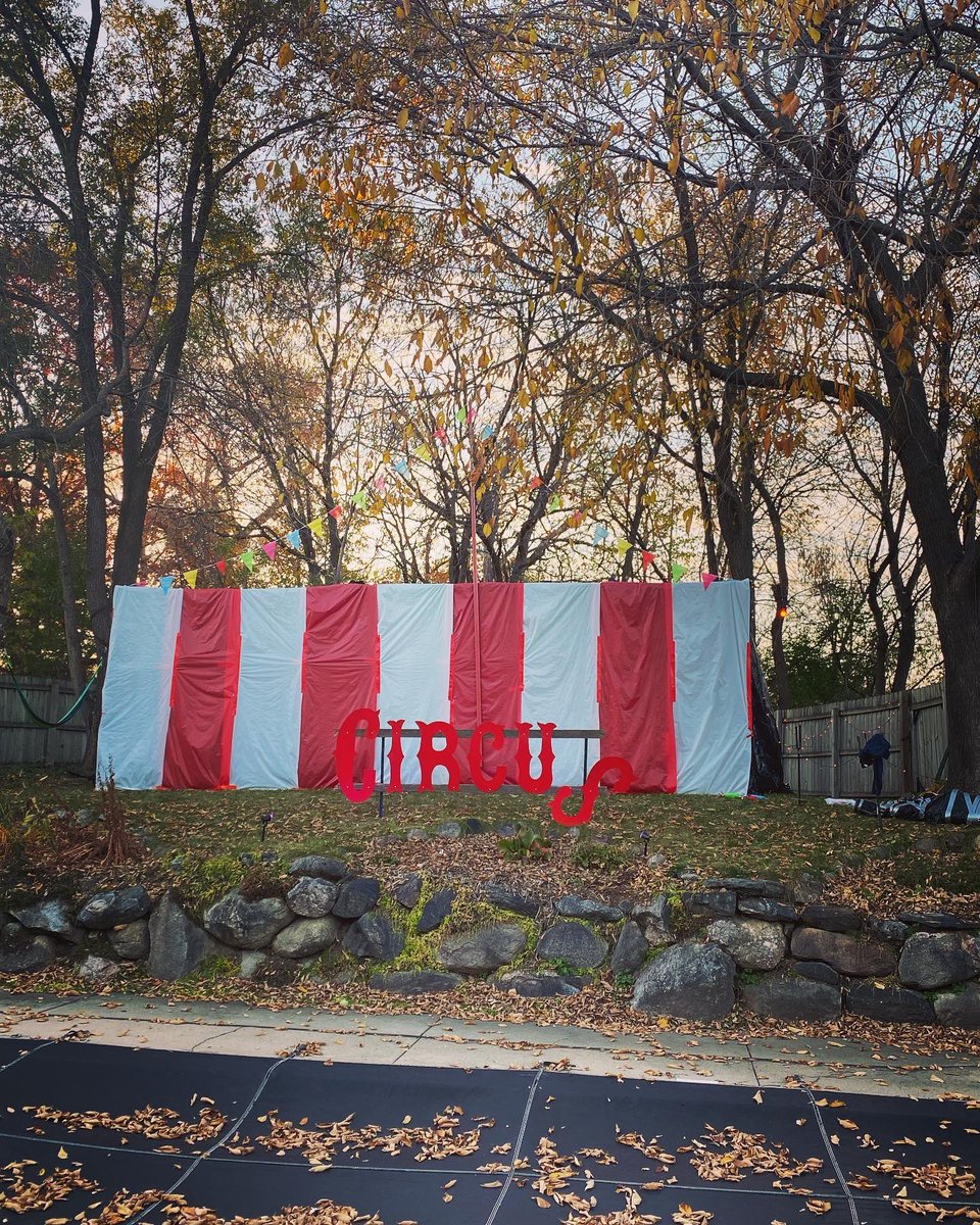 Liz McGlennen tweet media