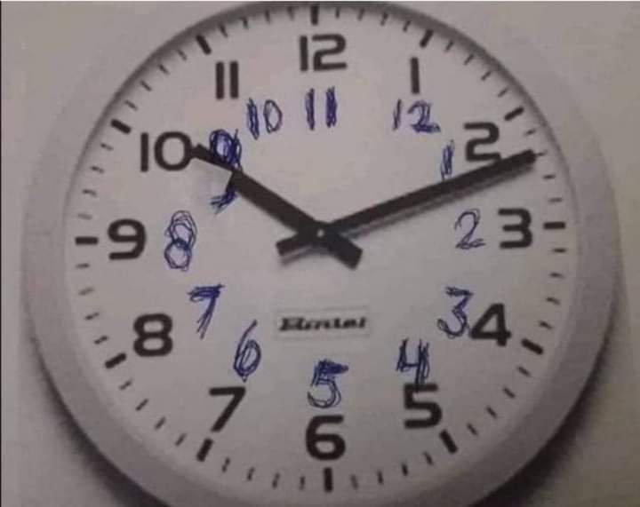 RobCoeUK's tweet photo. Changing the clocks?  Simple solution... 🤣 https://t.co/kjkKPBnhhO