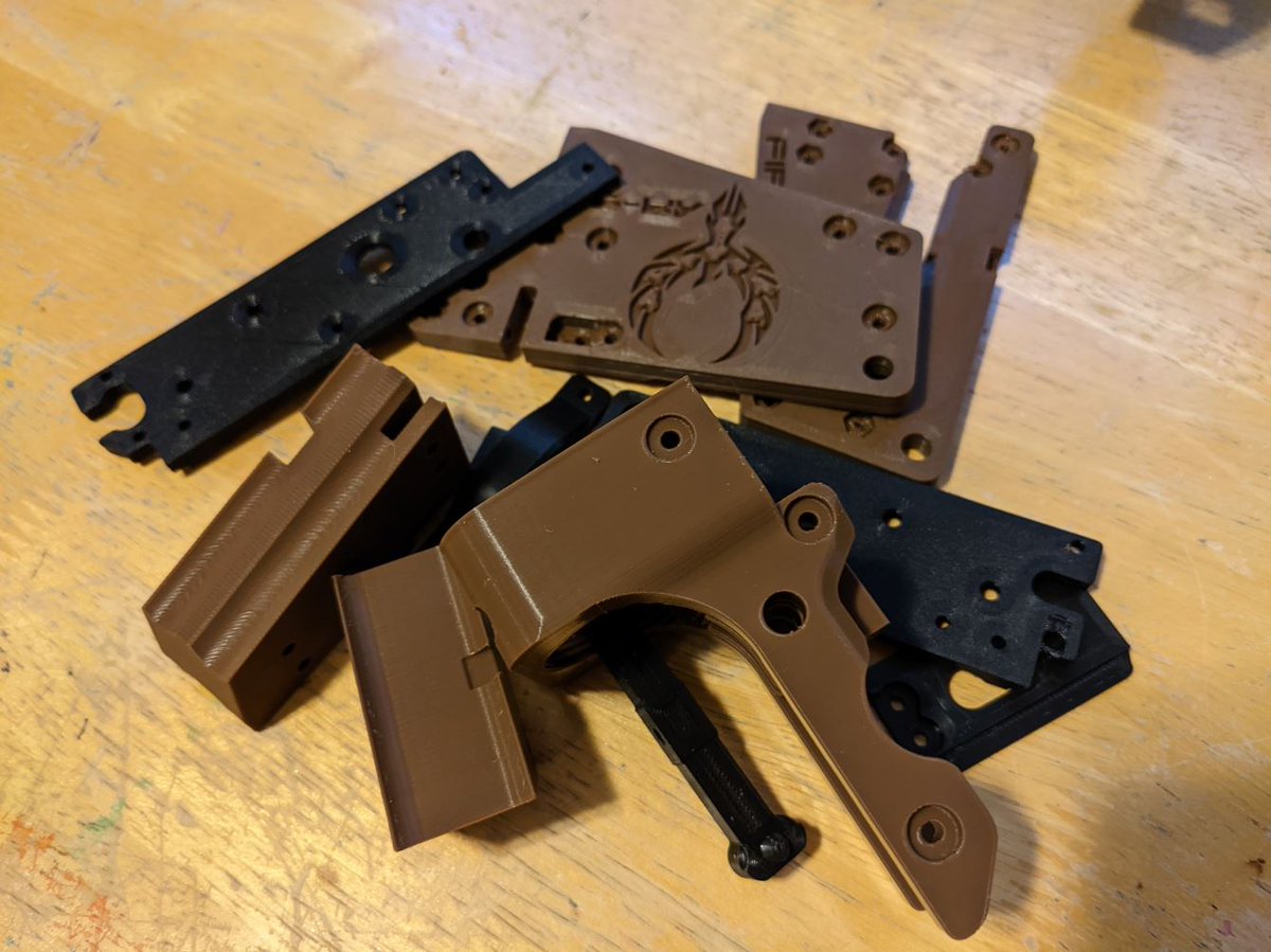 BowTiedAnkylo's tweet photo. Oh yeah, it's all comin' together. Last of the Firebolt on the printer, then surface cleanup and assembly. #3Dprinting #PrintGunsNotMoney #firebolt #printedGun #printFreedom https://t.co/LGrFrtVMHt