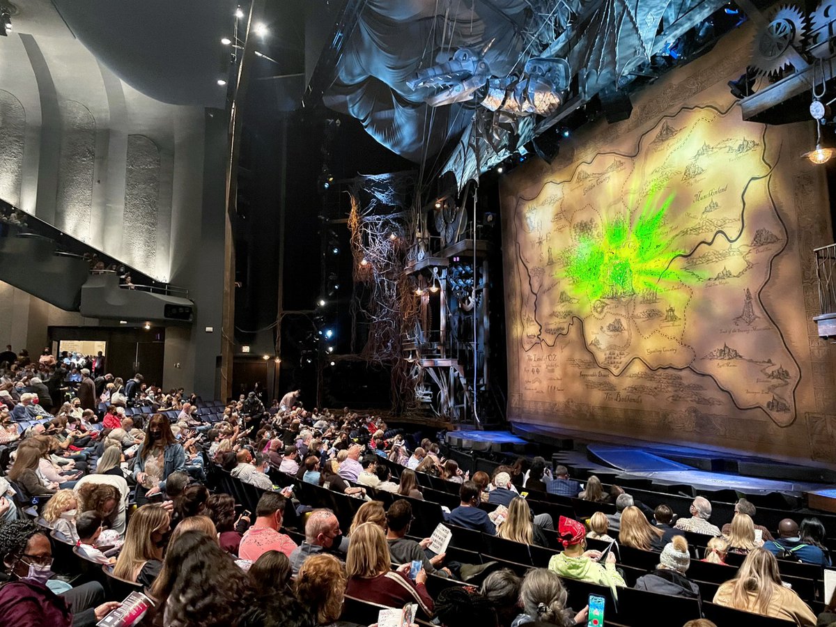 WICKED_Musical's tweet photo. Whether this is your first visit to Oz or you’ve been with us for 18 years, we couldn’t be happier to celebrate #WICKEDDay with all of you. #WICKED https://t.co/tjp0eYmExU