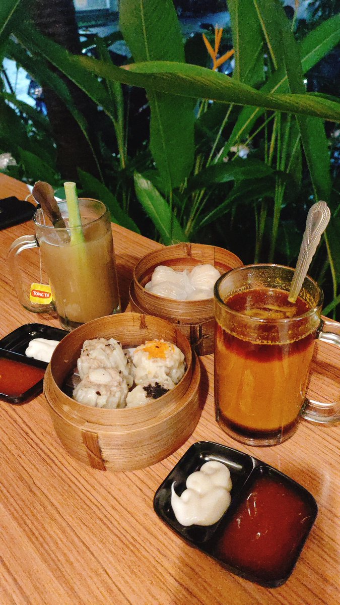 silvanaphiong's tweet photo. Jahe n Dimsum buat malam yg dingin2 hujan https://t.co/7TyQgYF2N6