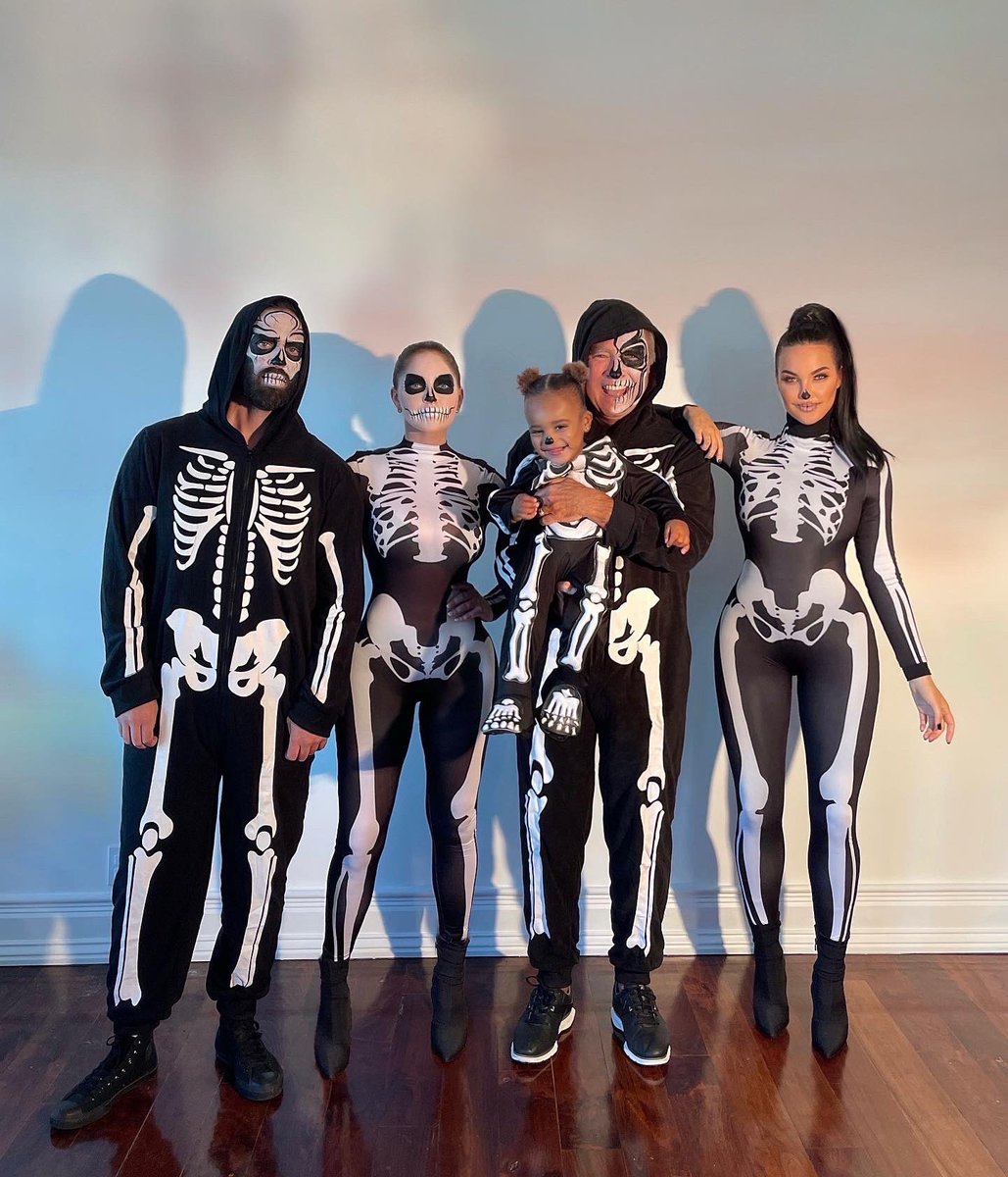 Olivia Pierson tweet media