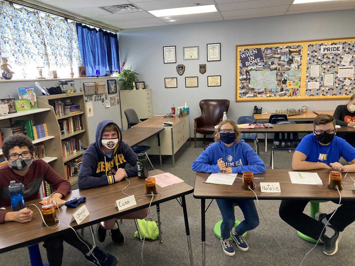 MrsKlinesClass's tweet photo. First Quiz Bowl Tournament of the season!  Let’s go! @westvikings https://t.co/DcsjvzMxzQ