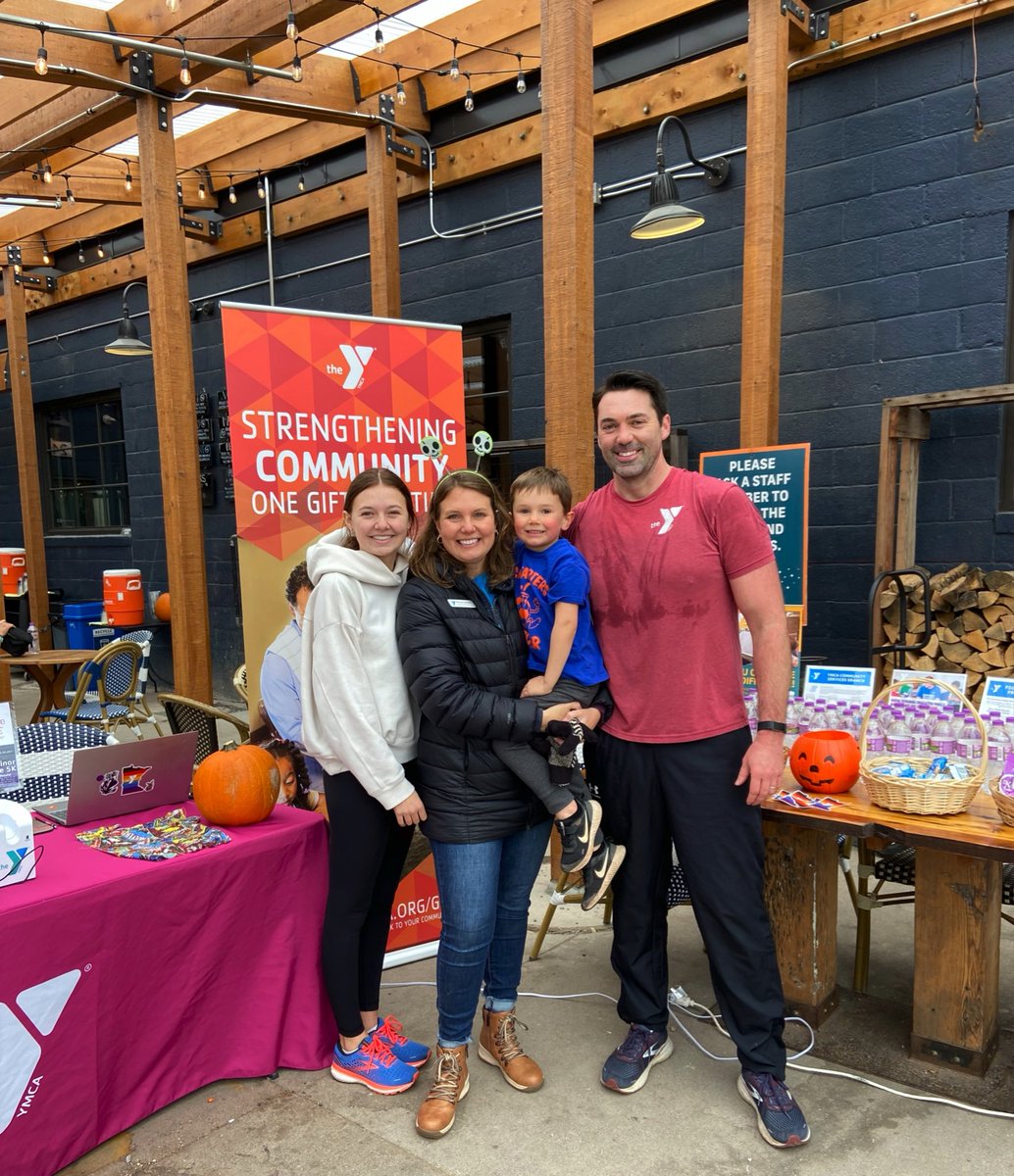 DanielFanning's tweet photo. Weston and I enjoyed running in the Ursa Minor DifferRUNce 5K this morning to support the @DuluthY’s Community Services Branch (mom’s work). Great turnout, including some fun costumes too. https://t.co/nxeCEqe2GM