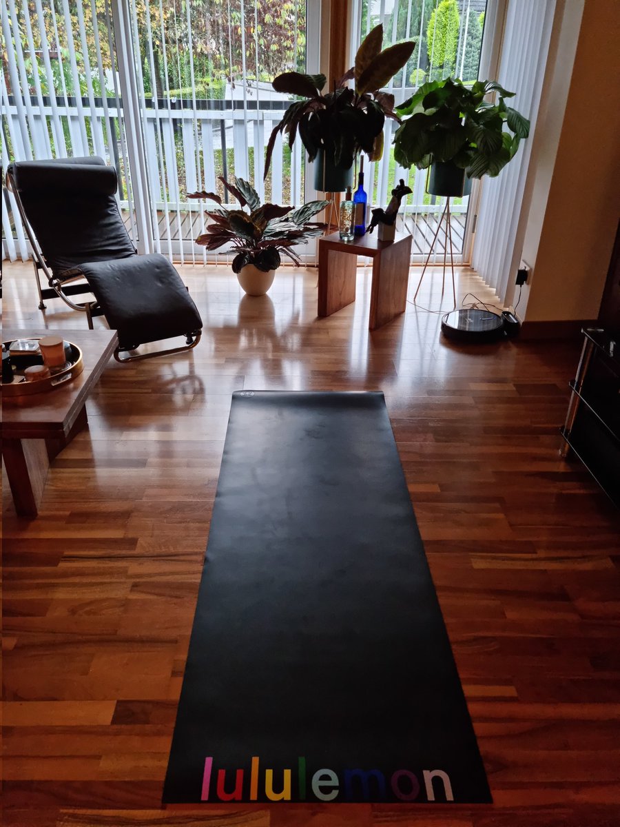 KerriBaker20's tweet photo. Almost slipped morning yoga as couldn't face getting out of my PJs.

Then realised morning yoga can be done IN said PJs.

Revelation.

#takeittothemat https://t.co/EUagFMG2DJ