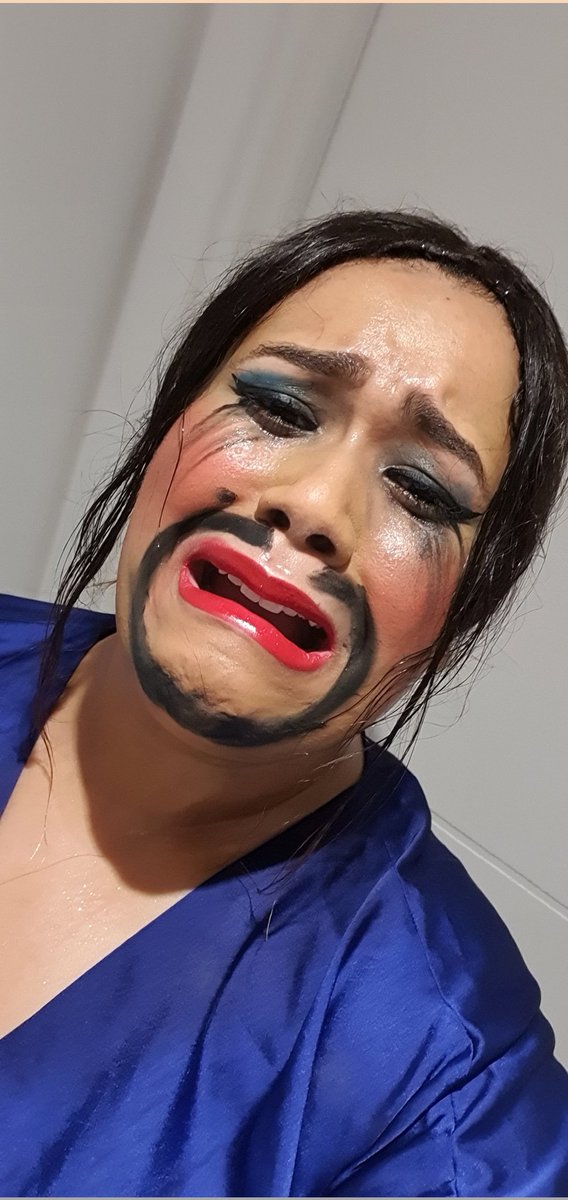 JxzzyBee tweet media