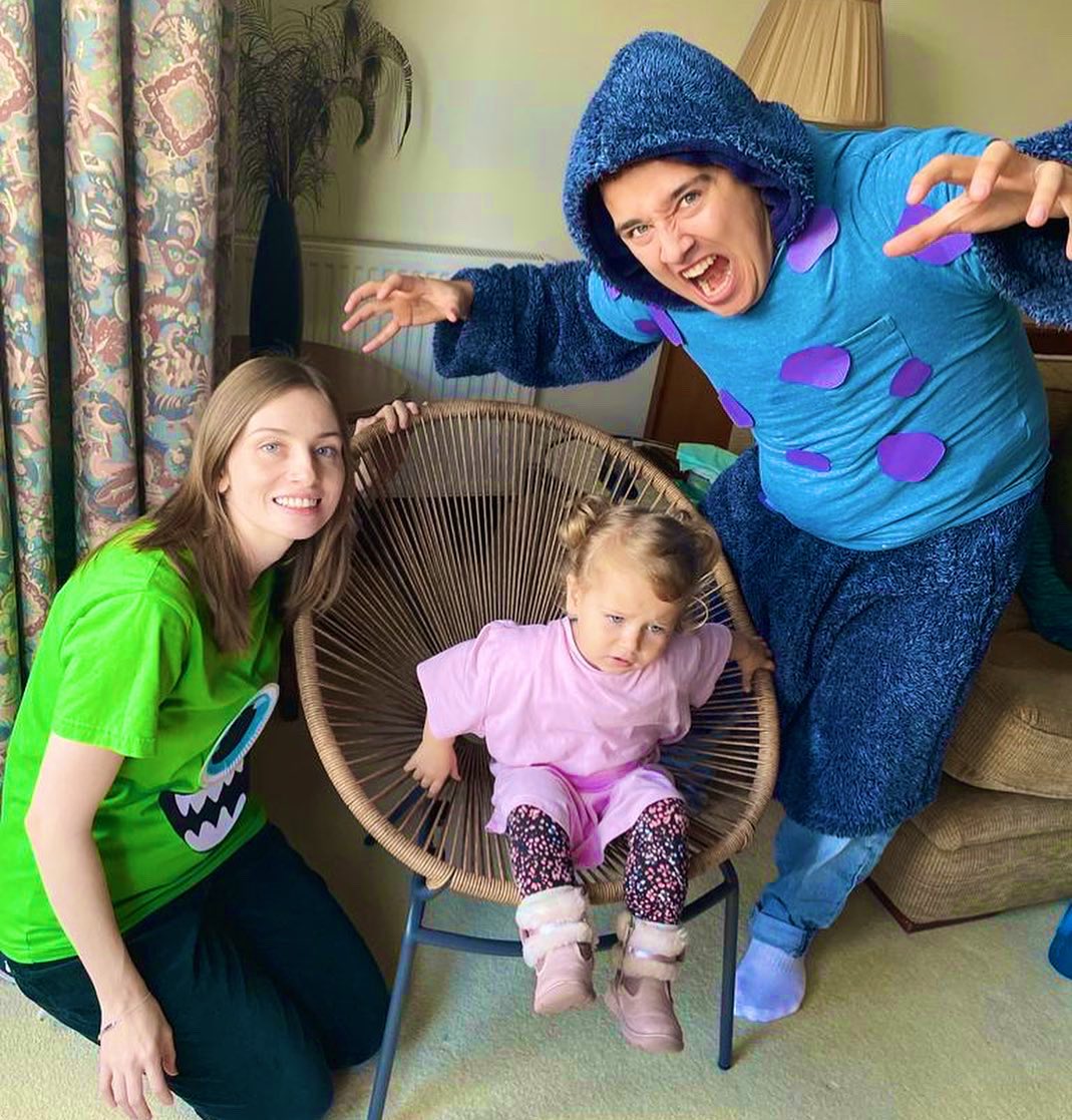 becca__welsh's tweet photo. “I wouldn’t have nothing if I didn’t have you.” 💙💜💚 #monstersinc #monstersinccostumes #diyhalloweencostumes #halloween2021 https://t.co/Uy1Drw9zB5