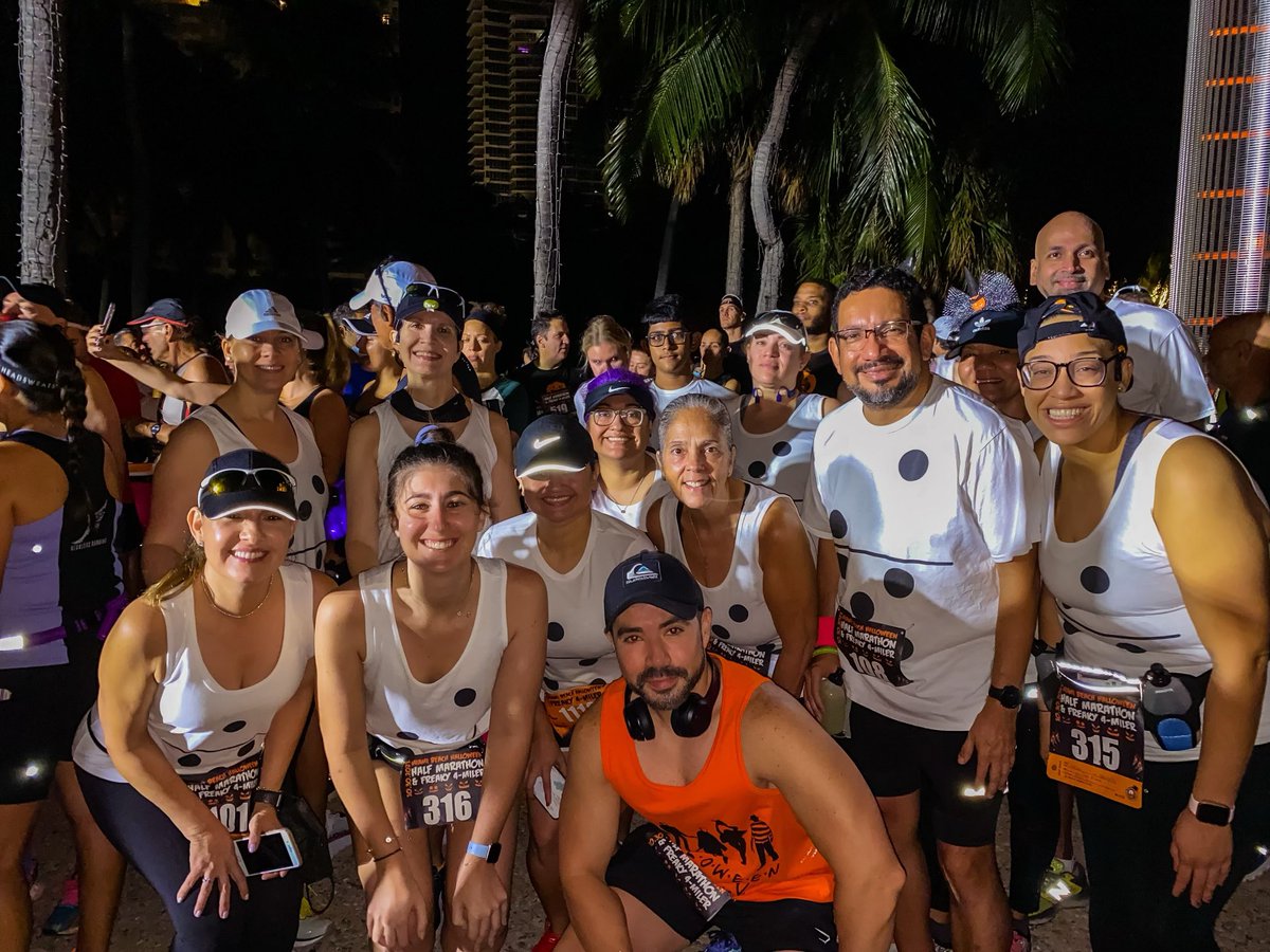 walterpaddy's tweet photo. Miami Beach Halloween Half Marathon ✅ 🎃
#miamibeach #halfmarathon https://t.co/Qv4emzyKvn