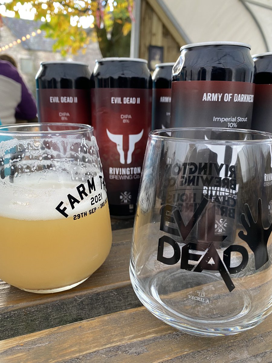 paboardman's tweet photo. Outside of all the usual stress,comfort can be found @DoughNCo and @rivingtonbrewco #pizza #CraftBeer https://t.co/EKzytY545q