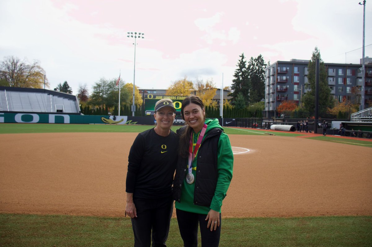 Oregon Softball tweet media