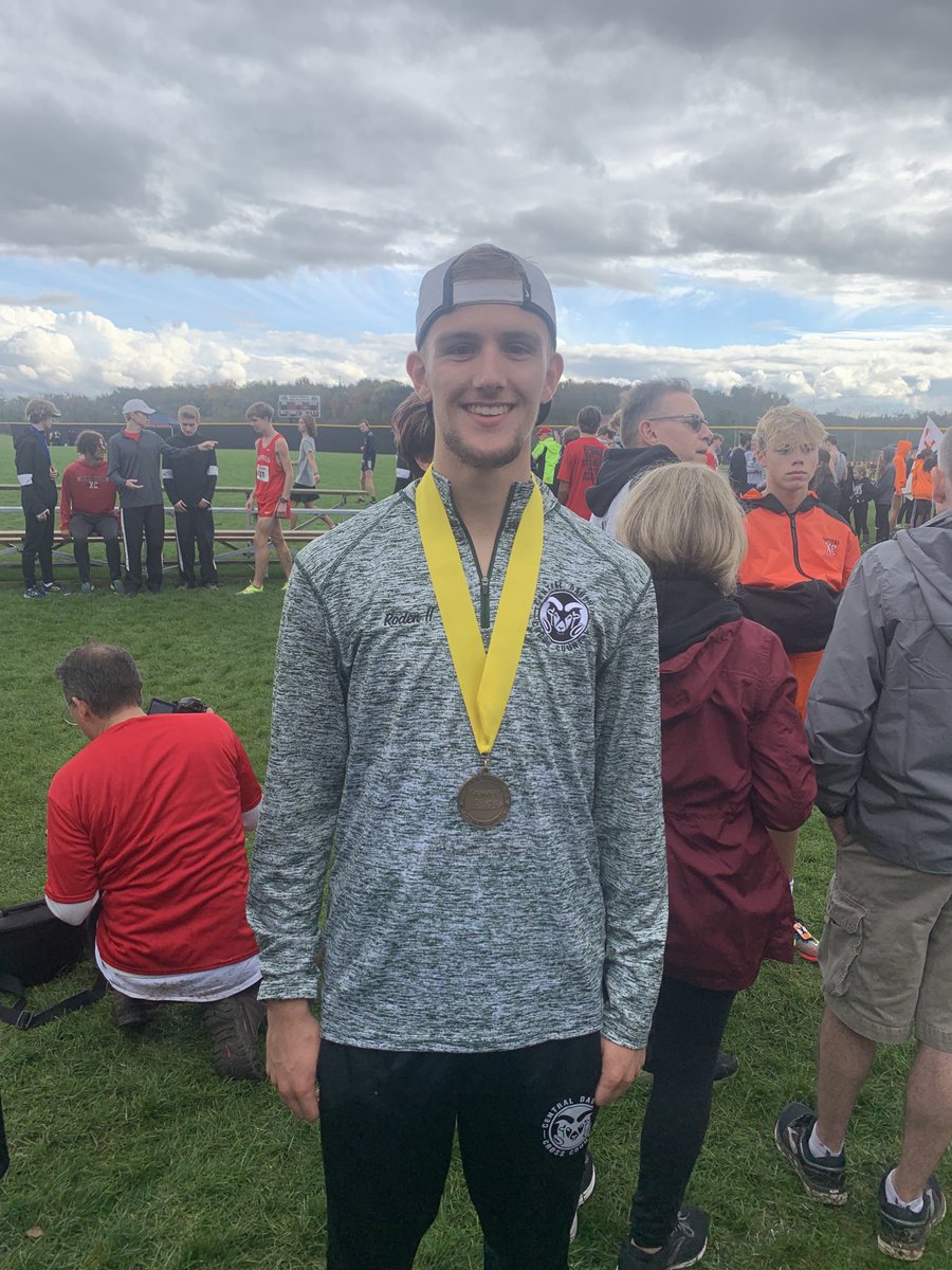 CDAthletics's tweet photo. Great job TJ. 4th place. https://t.co/vNH6NlNGuh