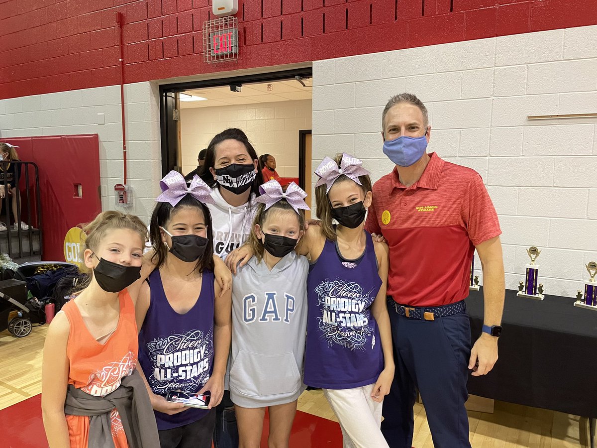 mcpsAD's tweet photo. Love the family atmosphere at the @MCPS Cheerleading Championship Competition! Thank you @NWJagsAP for driving the ππ so our aspiring @MCPScheer student-athletes could attend! @cheer4prodigy #cheerbus #cheermom #cheerdad https://t.co/mq7hHsqaPz