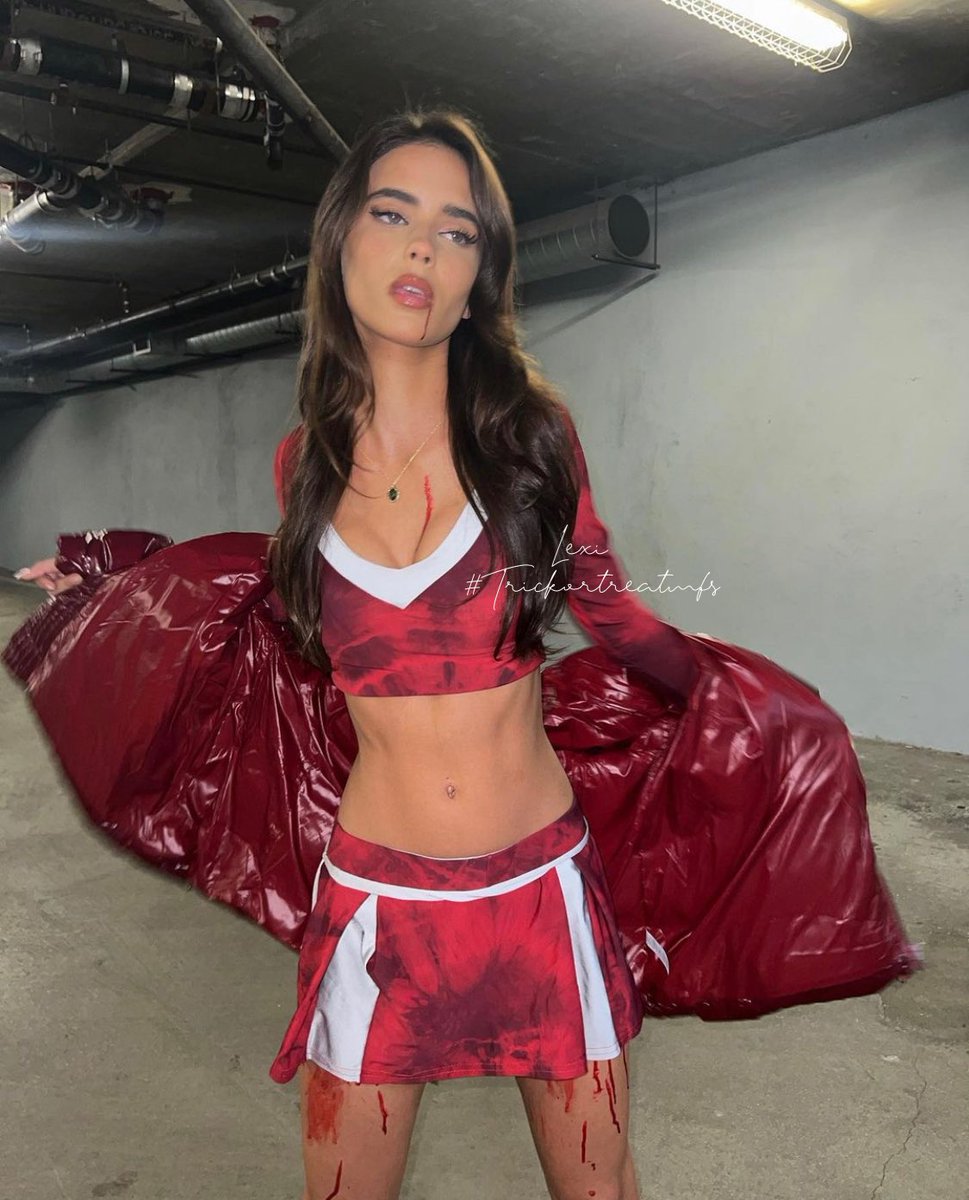 alexiamfs's tweet photo. “Just keep on hopin' that you call me, you say you wanna see me, but you can't right now, you never took the time to get to know me, was scared of losin' somethin' that we never found, we're running out of reasons, but we can't let go”

#TRICKORTREATMFS https://t.co/eDd5Ju39Dc