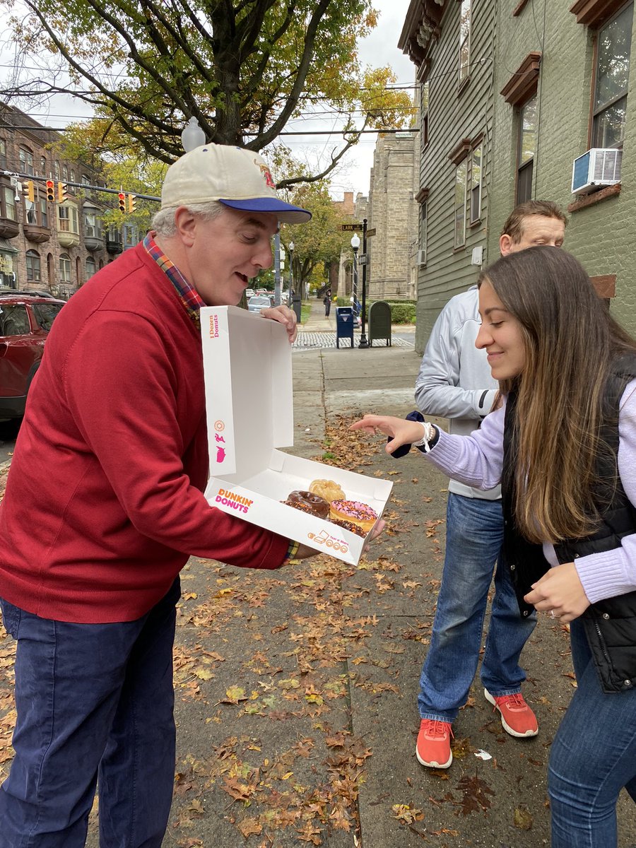 Thank you to all the volunteers in the 1st, 6th, and 7th Wards who helped Get Out The Vote this AM!

Special thanks to @soniafrederick, <a href="/mpeterforalbany/">Matthew Peter for Albany</a>, and Sergio Adams for hosting - and to <a href="/DariusForAlbany/">Darius Shahinfar</a> for helping organize the lit and donuts!