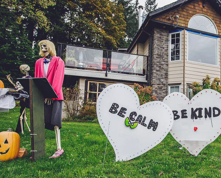 Voted 'the scariest Halloween costume in BC' = going trick or treating dressed up as Bonnie Henry. #COVID19 #drDeath #bunglingBonnie #badExampleBonnie #fireBonnie