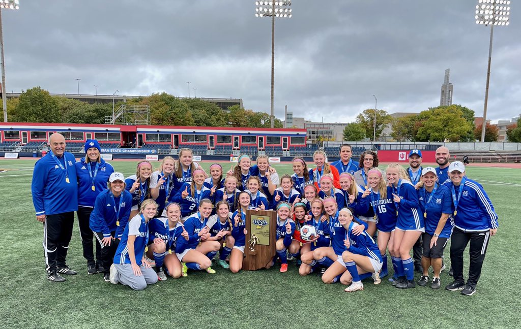 IHSAA1's tweet photo. The Evansville Memorial Tigers are the 2021 #IHSAA Class 2A Girls Soccer State Champions! Congrats ladies! @MemAthletics 
🏆⚽️ https://t.co/lE6QYOib39