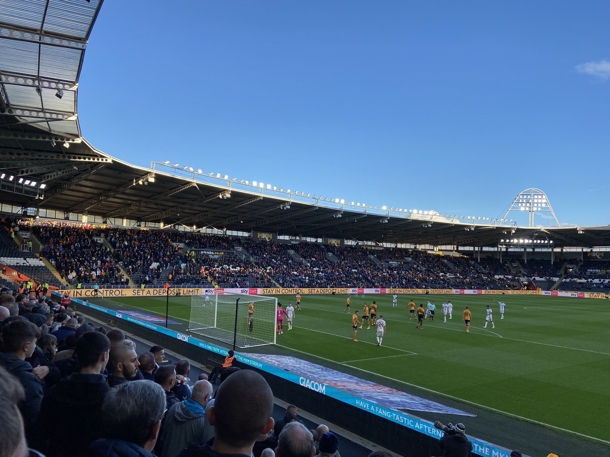 Jay84G's tweet photo. 350mile round trip complete ✔️ 

5th Away game of the season and got the first win on the road ✔️

Back in Banbury by 7:50pm ✔️ 

Great company with man like @jack_buzzard ✔️

Josh watched his 75th @Coventry_City game ✔️ 

#AwayDays #PUSB @FutbologyApp https://t.co/U7Oob2o6OF