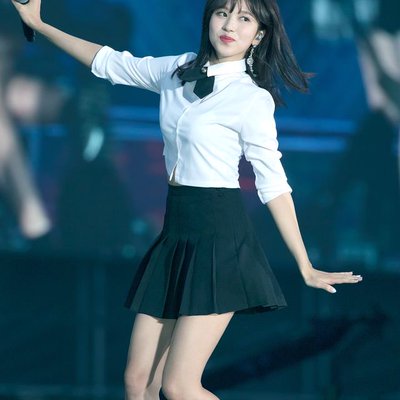 hourly mina 🎃 jeongyeon day!'s Photo