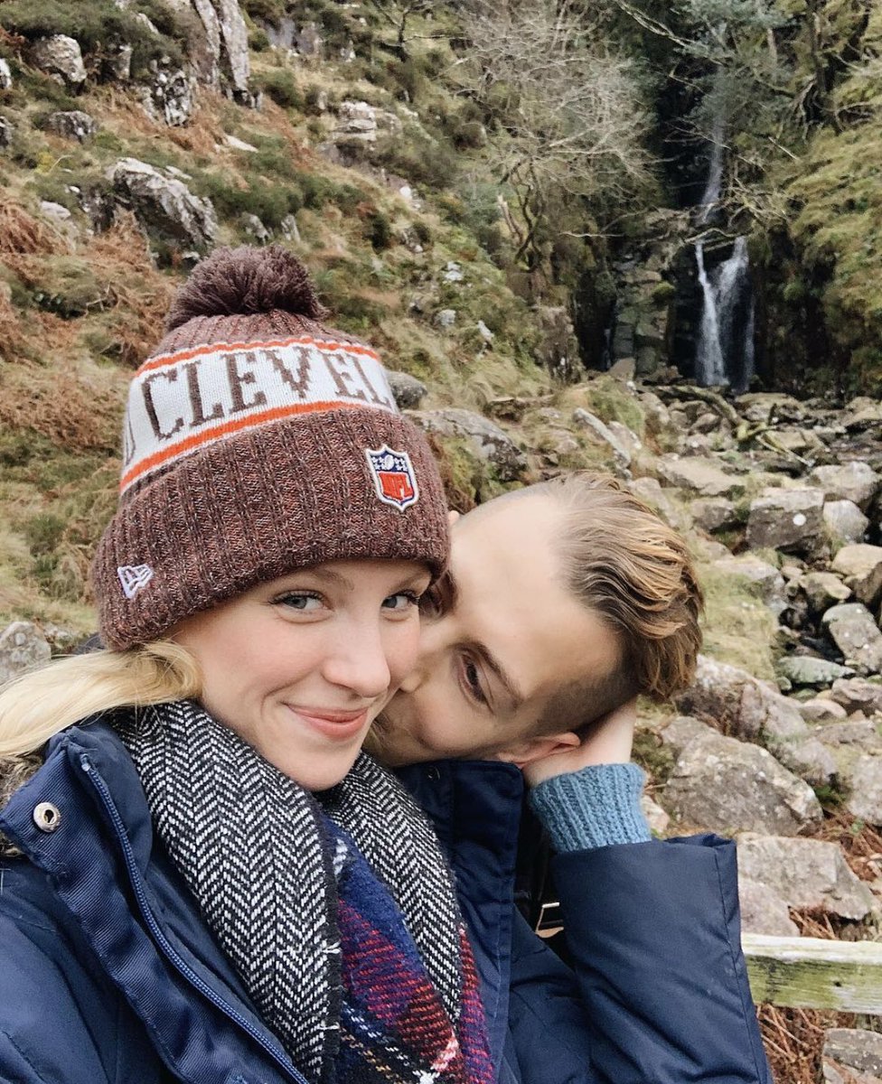 caramelbrad's tweet photo. They’re officially husband and wife now. So happy for them and their new chapter as Mr. and Mrs. McVey 💙 https://t.co/fORBF6kYPU