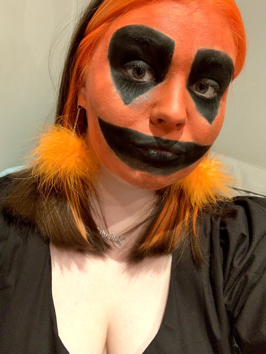 I regret to inform you I am now entering my pumpkin era 🎃