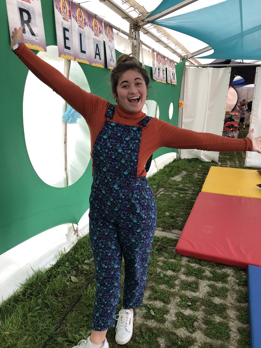 AboveBounds's tweet photo. We’ve had an amazing time @FunkyLlamaTRP over the last two days, telling stories and bringing Silly 🐿 what a wonderful festival! #theatre #funkyllama #festival #storytelling https://t.co/sMWztFCvO7