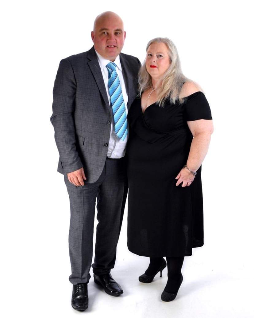 lensawag1's tweet photo. This time last week on #anthemoftheseas me and @Wayneshakespea1 dressed up for the evening.
#dresseduptothenines #poshnight #suits #eveninggowns #cocktaildress https://t.co/NCkUWfeHhS