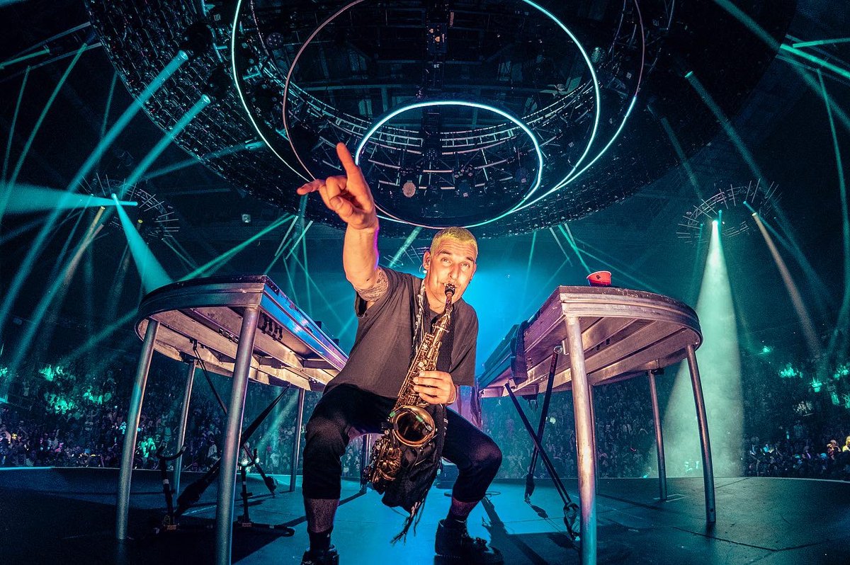 GRiZ 🌈 tweet media