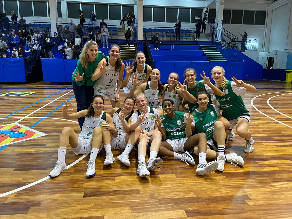 stcbaloncesto's tweet photo. Y llegó la tercera!!! Buen viaje de vuelta 💚 Muy contentos también por el debut de Mariela Terrer, en @stcasablancazgz toda una trayectoria de la base a la élite, y llega este pasito más!El sábado próximo, a disfrutar del mejor ambiente en el pabellón de STC, y a por todas! 🏀🙌 https://t.co/7OiBseMj2l