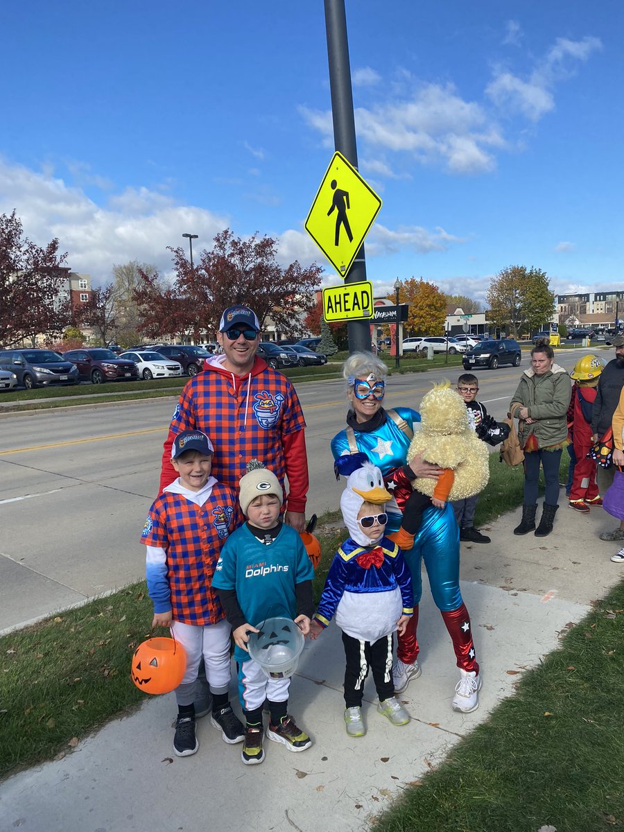 capitalcupark's tweet photo. Thank you to all who came out for our Tricks and Treats event today presented by @fleet_farm. Here are a few pictures of some really COOL and SPOOKY costumes we saw! #halloween2021 https://t.co/fcTARDN9em
