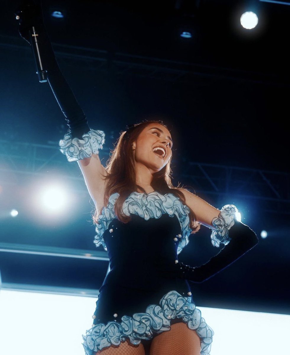 FRMadisonBeer's tweet photo. Nouvelles photos de Madison Beer en HD pendant son concert Γ #LSTBoston! https://t.co/XnKVGOJbgZ