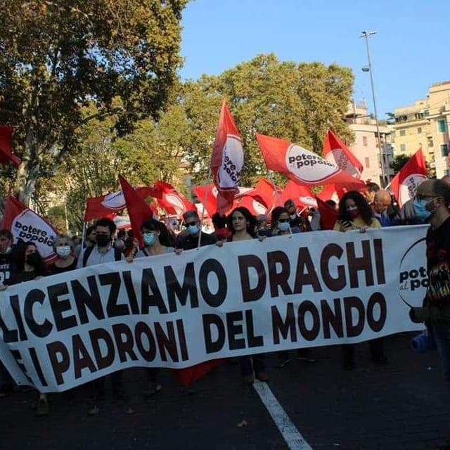 TedonePap's tweet photo. Oggi a #roma con @PAPmilano per il #G20 #Italia. Contro #Draghi #Confindustria #UnionEuropeenne e tutti i #padroni del mondo, per reclamare #vaccini #liberi per tutti, una vera #TransizioneEcologica e #giustiziasociale https://t.co/WYkbS3ydFw