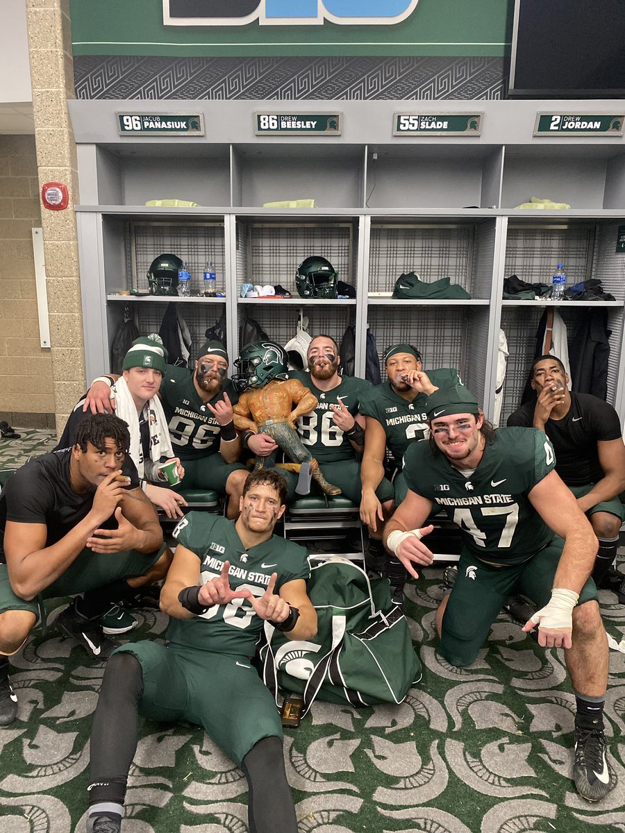 SPARTAN NATION WHATS UP⁉️⁉️
#GoGreen🔋