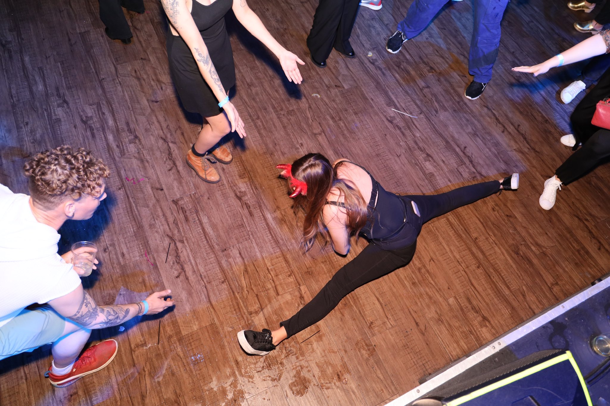 Restless Nites Restlessnites Twitter